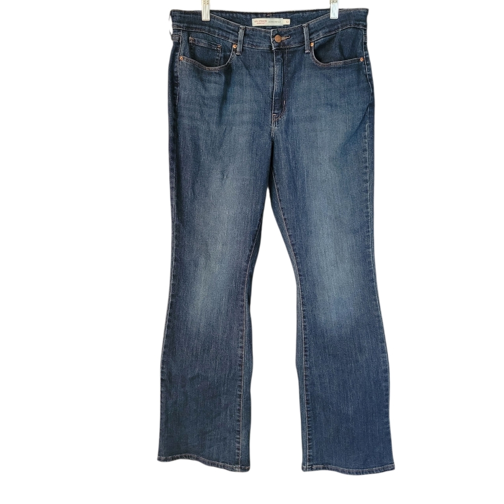Levi's Mid Rise Bootcut blue jeans - 12.       G9